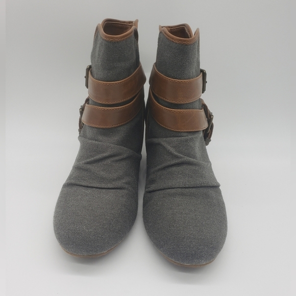 493- Aldo Elyta Women's Ankle Bootie Size 9 - Picture 2 of 8